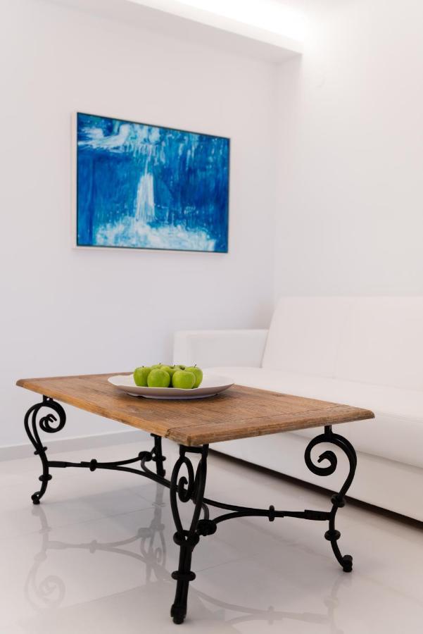 Aeri Villas & Apartments Tourlos Bagian luar foto