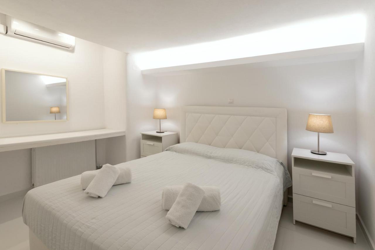Aeri Villas & Apartments Tourlos Bagian luar foto