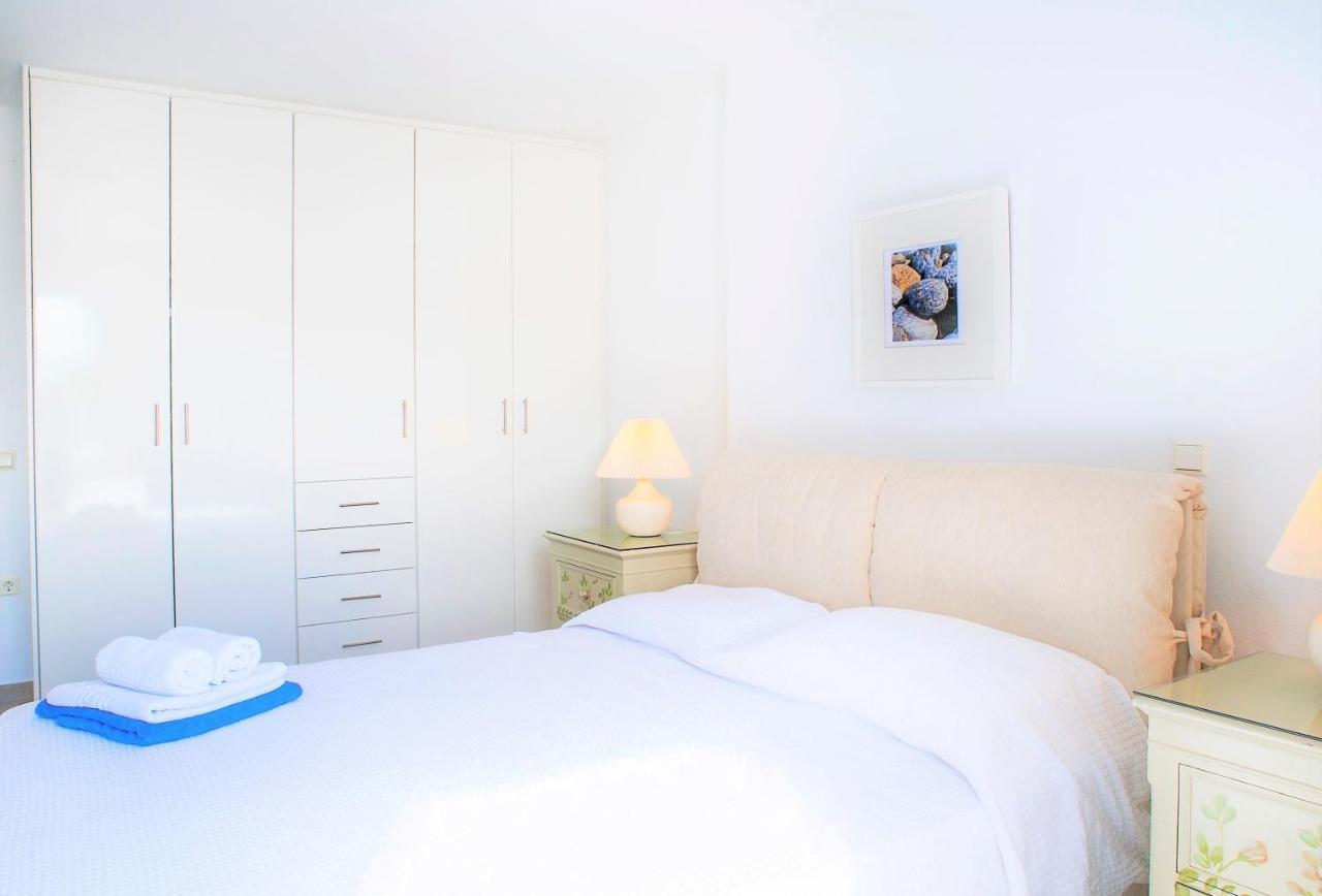 Aeri Villas & Apartments Tourlos Bagian luar foto